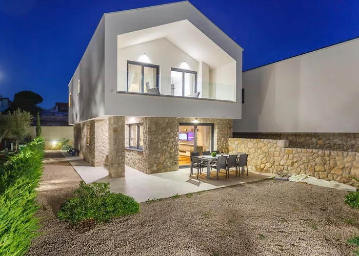 Maria Mit Garten- Grill Und Terrasse By Interhome